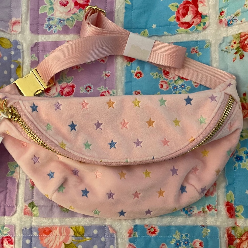 Stoney Clover Lane Park & Beach Fanny Pack